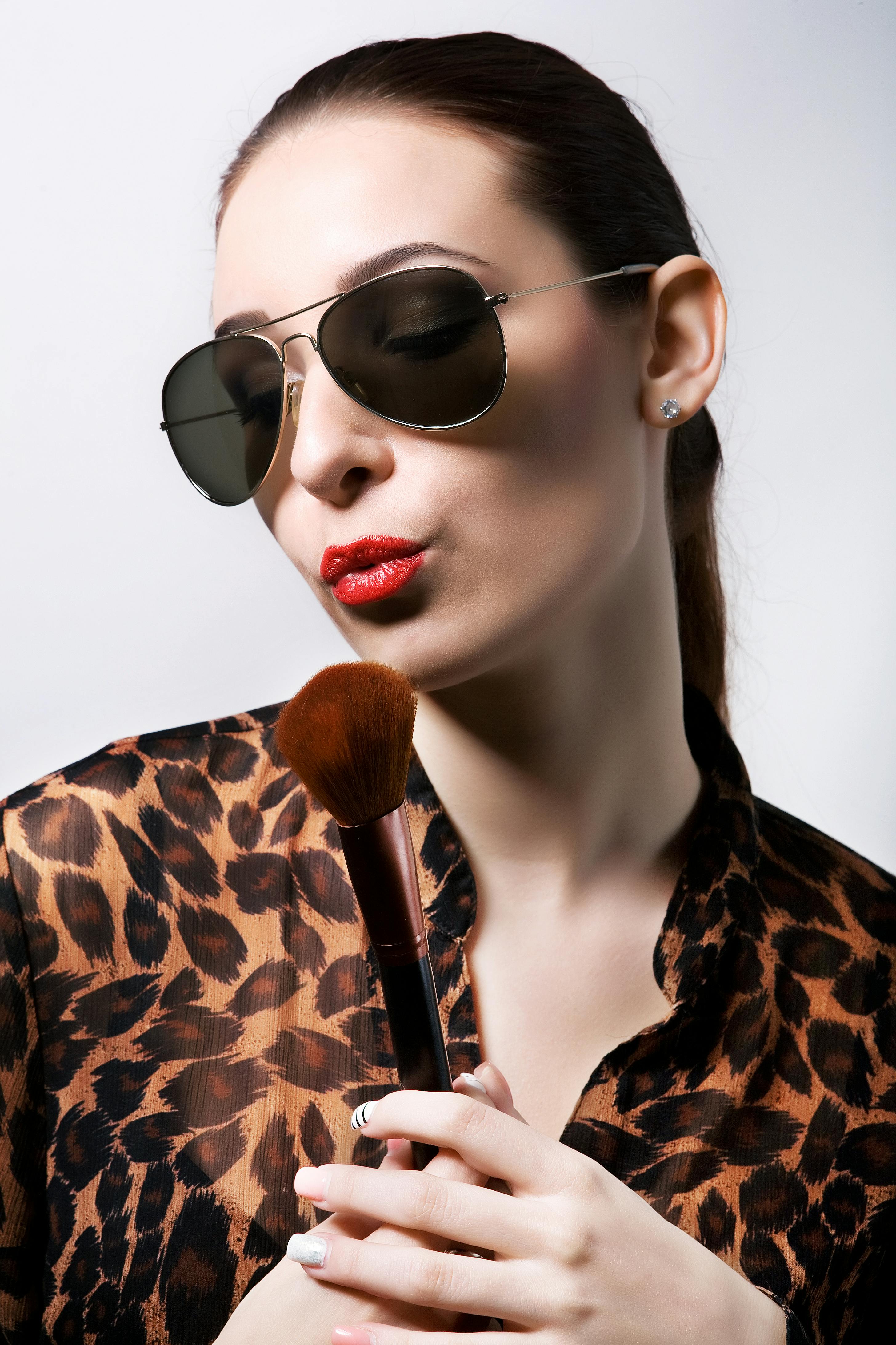 新媒体运营团队与内容策划氛围案例图